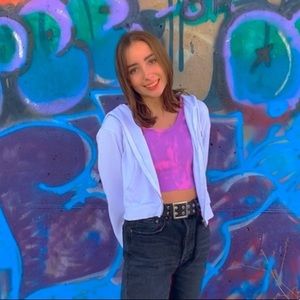 Meet your Posher, Josie